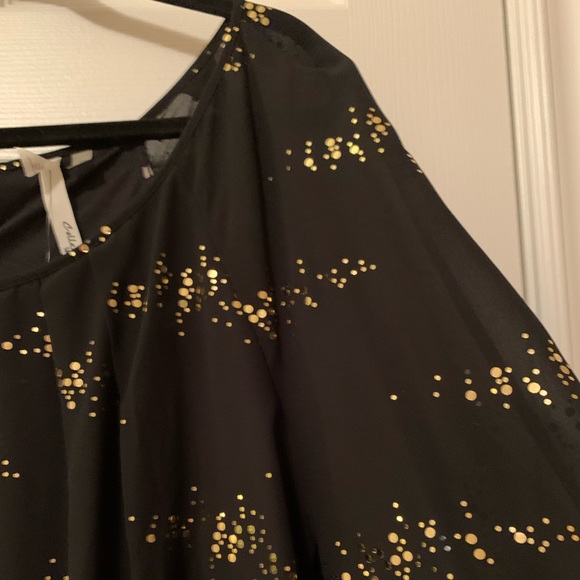 Black Chiffon Plus Blouse with sparkly gold details - Picture 3 of 8